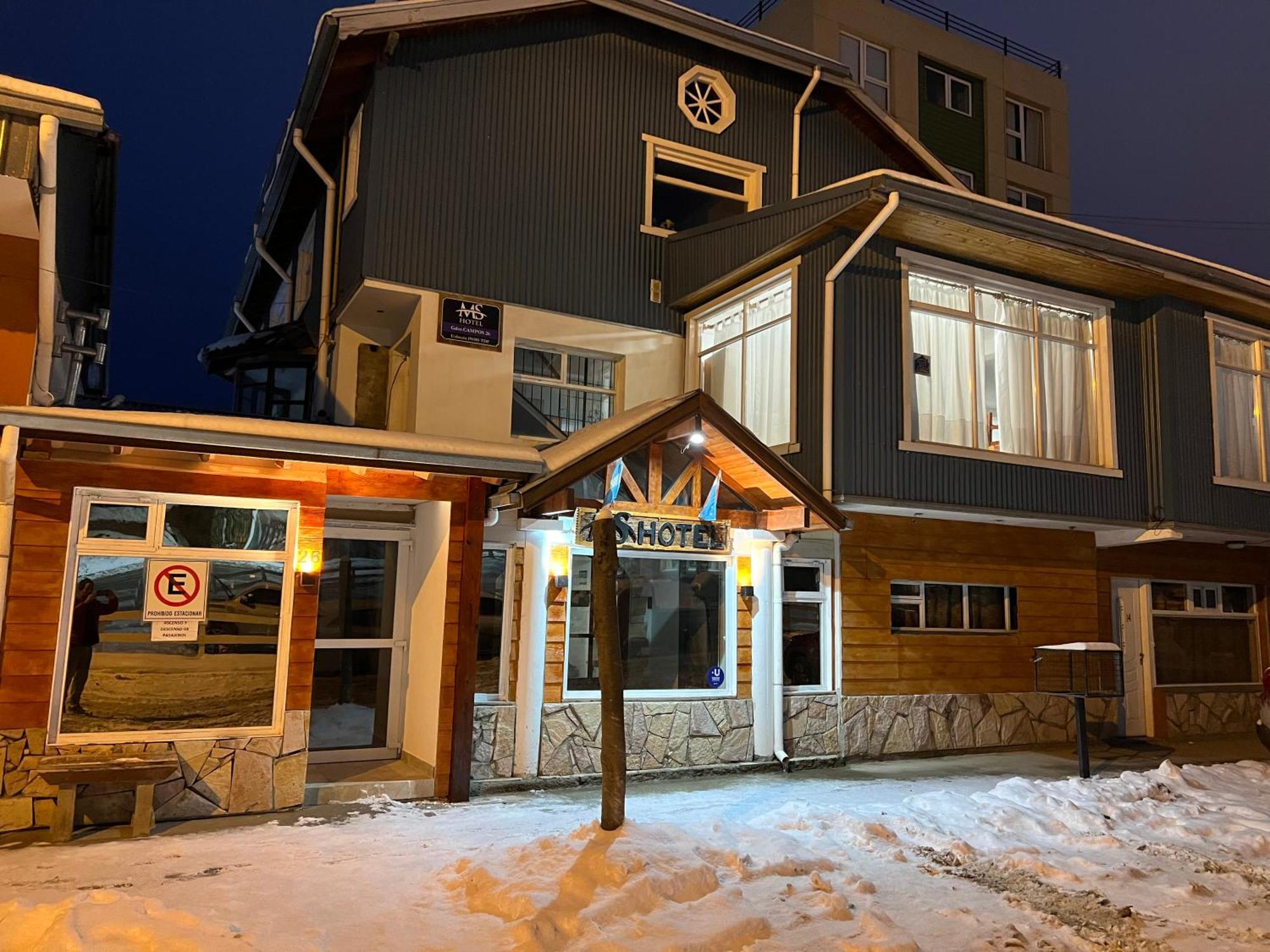 MS Hotel Campos 26 Ushuaia Exterior foto